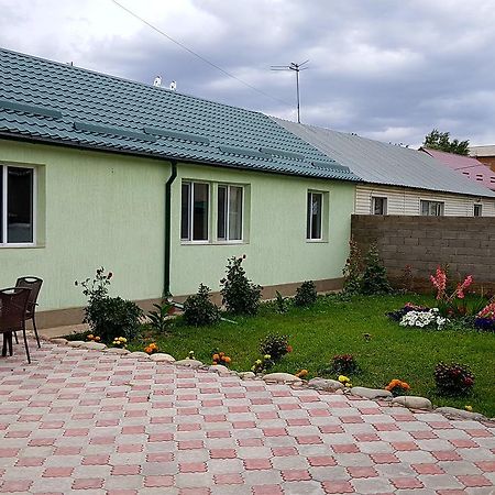 Datka Guest House Naryn Ngoại thất bức ảnh