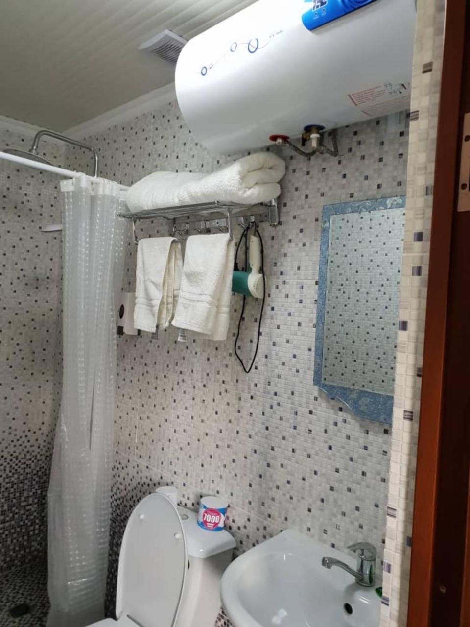 Datka Guest House Naryn Ngoại thất bức ảnh