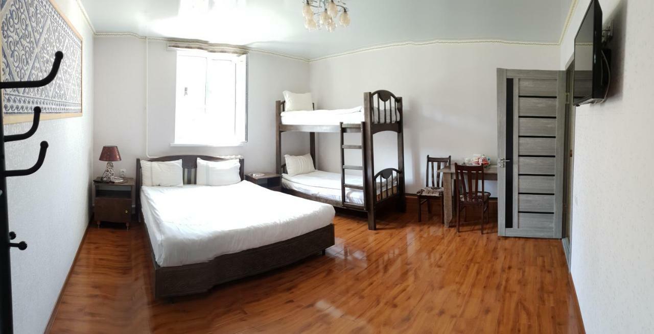 Datka Guest House Naryn Ngoại thất bức ảnh